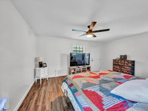 3516 Cedar Lane Guntersville AL 35976