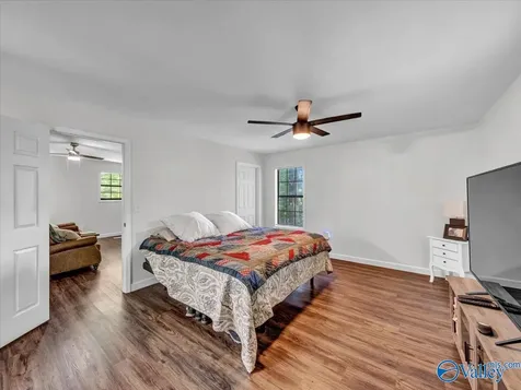 3516 Cedar Lane Guntersville AL 35976