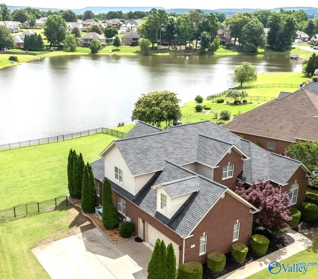 198 River Walk Trail New Market AL 35761