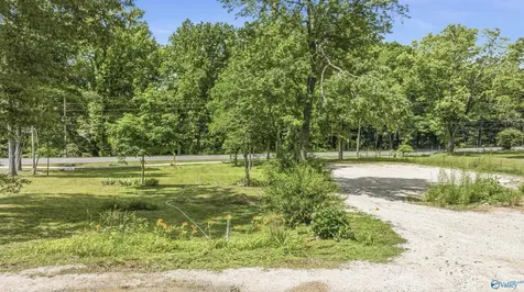 5548 Alabama Highway 117 Mentone AL 35984