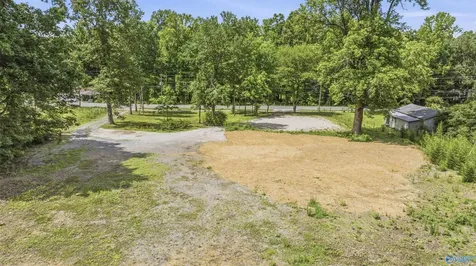 5548 Alabama Highway 117 Mentone AL 35984