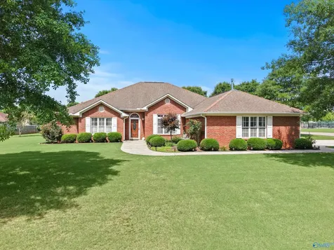 102 Bay Leaf Drive Madison AL 35758