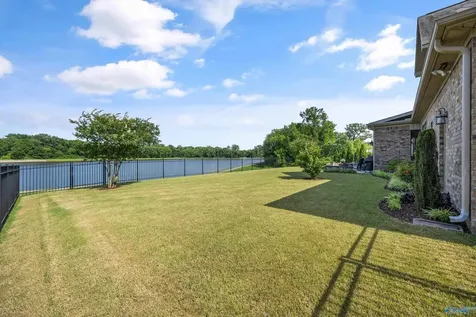7576 Parktrace Lane SE Owens Cross Roads AL 35763
