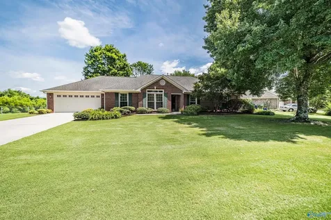2378 Villaret Drive SW Huntsville AL 35803