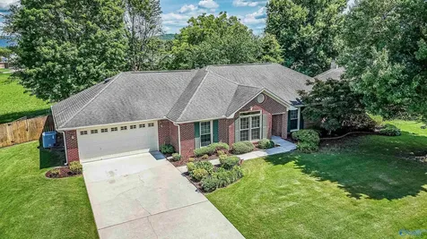 2378 Villaret Drive SW Huntsville AL 35803