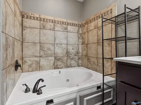 534 Hill Bluff Road Guntersville AL 35976