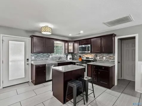 534 Hill Bluff Road Guntersville AL 35976