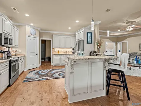 27545 Carrington Court Athens AL 35613