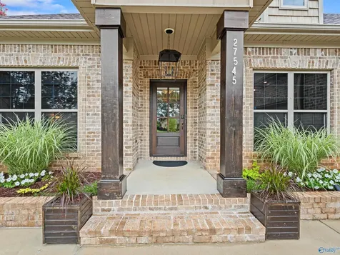 27545 Carrington Court Athens AL 35613