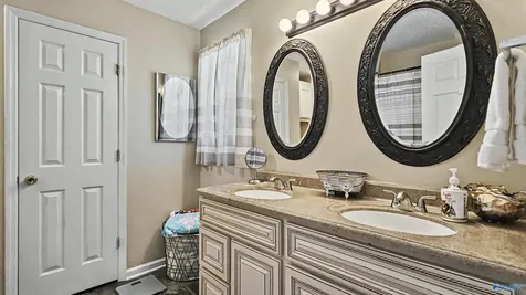 713 Cloverdale Court Athens AL 35611