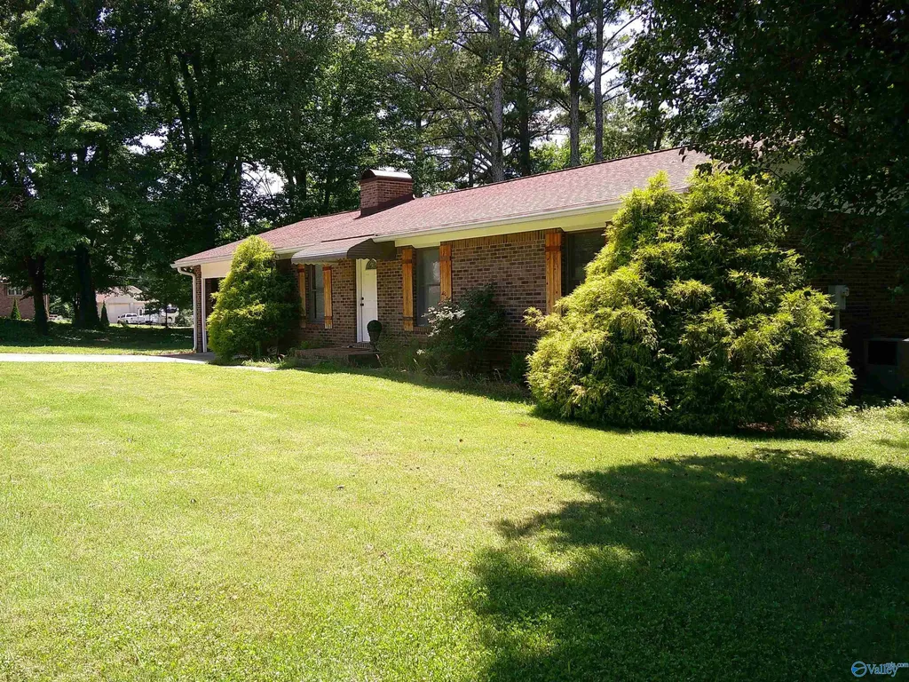 112 Jacque Jim Drive Huntsville AL 35810