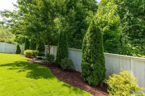 37 Hillcrest Avenue NW Huntsville AL 35806