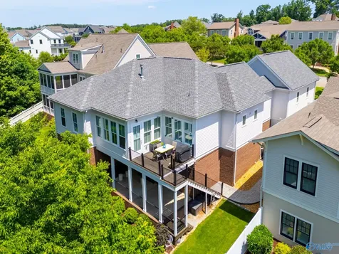 37 Hillcrest Avenue NW Huntsville AL 35806
