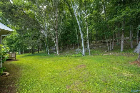 105 Mohawk Road Owens Cross Roads AL 35763