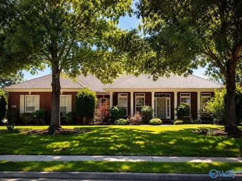 3015 Cobble Farms Drive Owens Cross Roads AL 35763
