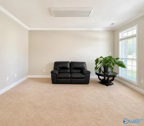 3015 Cobble Farms Drive Owens Cross Roads AL 35763