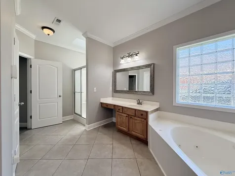 3015 Cobble Farms Drive Owens Cross Roads AL 35763