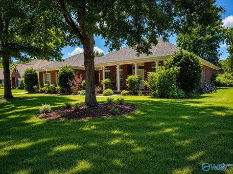 3015 Cobble Farms Drive Owens Cross Roads AL 35763