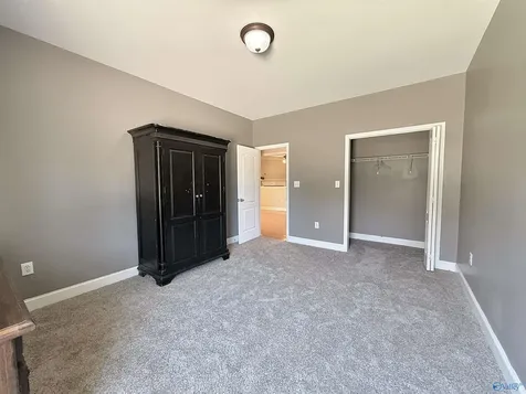 3015 Cobble Farms Drive Owens Cross Roads AL 35763