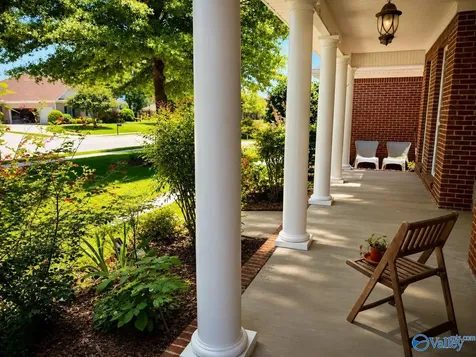 3015 Cobble Farms Drive Owens Cross Roads AL 35763