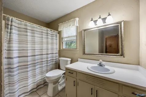 8051 Upper Snake Road Athens AL 35614