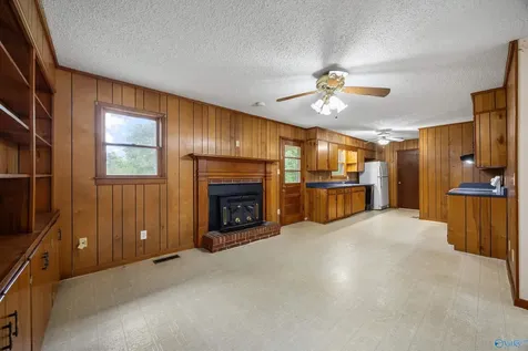 8051 Upper Snake Road Athens AL 35614