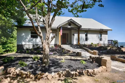 113 Mccorkle Mountain Road Scottsboro AL 35769