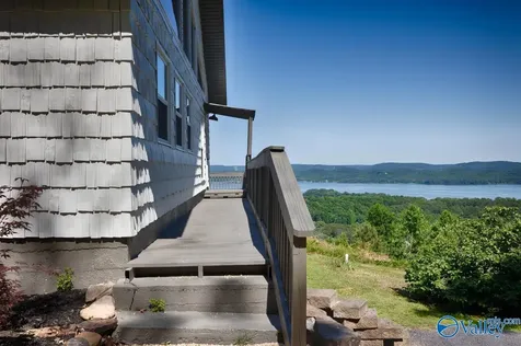 113 Mccorkle Mountain Road Scottsboro AL 35769