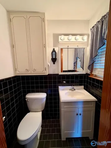 1602 Buchanan Street Athens AL 35611