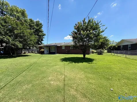1602 Buchanan Street Athens AL 35611