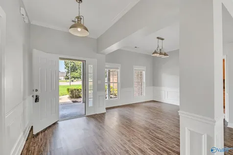 100 Tudor Place Madison AL 35758