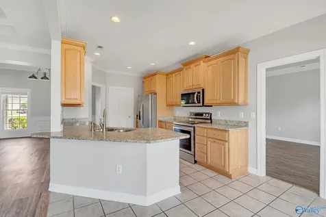 100 Tudor Place Madison AL 35758
