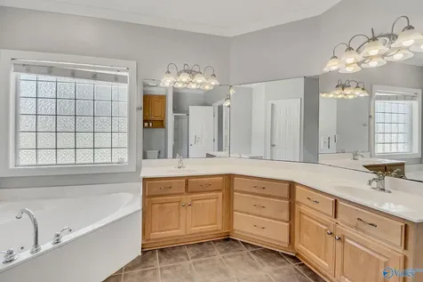 100 Tudor Place Madison AL 35758