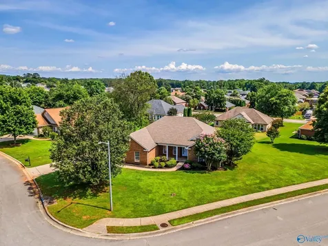 100 Tudor Place Madison AL 35758