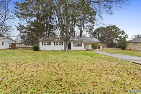 3608 Crestmore Avenue NW Huntsville AL 35816