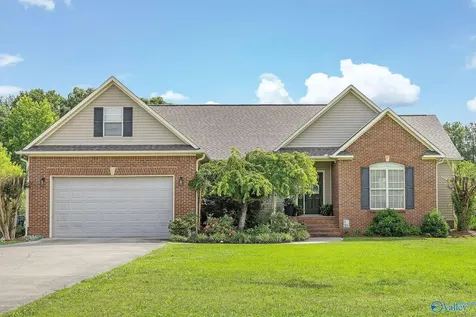 1326 Union Grove Road Guntersville AL 35976