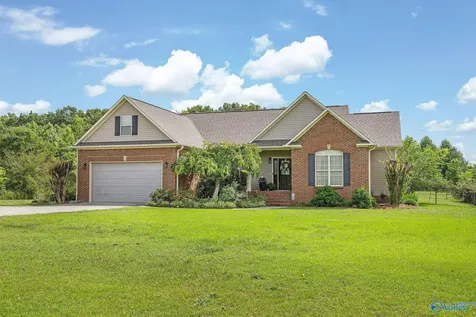 1326 Union Grove Road Guntersville AL 35976