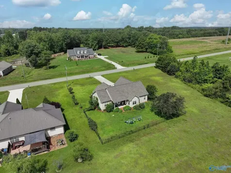 1326 Union Grove Road Guntersville AL 35976