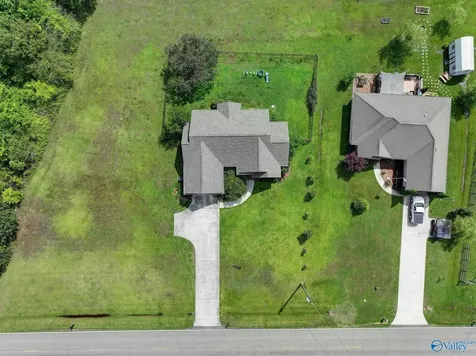 1326 Union Grove Road Guntersville AL 35976