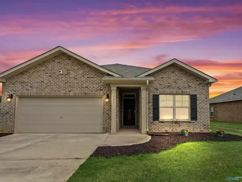 125 Cave Springs Circle Owens Cross Roads AL 35763