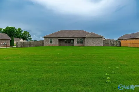 113 Stillwood Drive Hazel Green AL 35750
