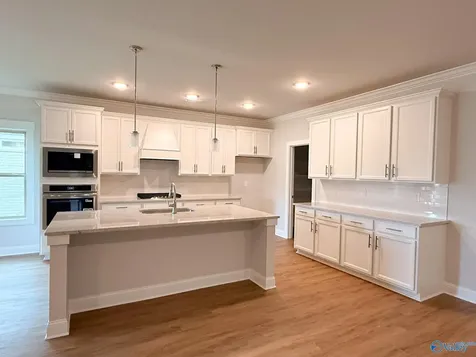 1312 Vermilion Circle Huntsville AL 35803