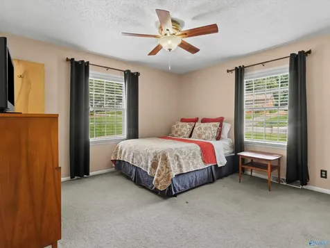 8119 Hillside Lane SE Huntsville AL 35802