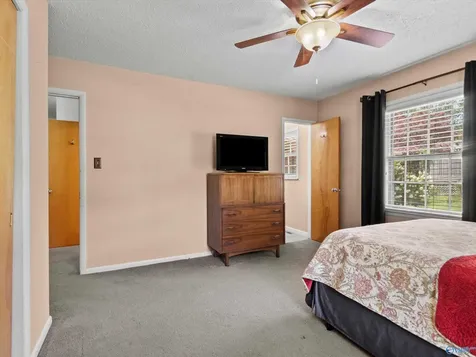 8119 Hillside Lane SE Huntsville AL 35802