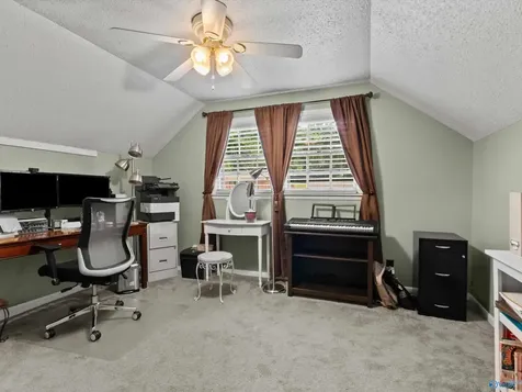 8119 Hillside Lane SE Huntsville AL 35802