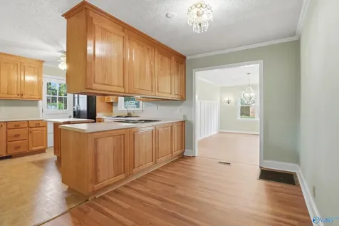 2814 Hilltop Terrace Huntsville AL 35810