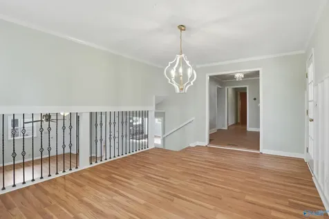 2814 Hilltop Terrace Huntsville AL 35810