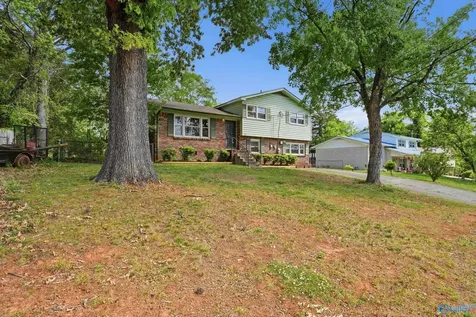 2814 Hilltop Terrace Huntsville AL 35810