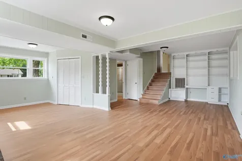 2814 Hilltop Terrace Huntsville AL 35810