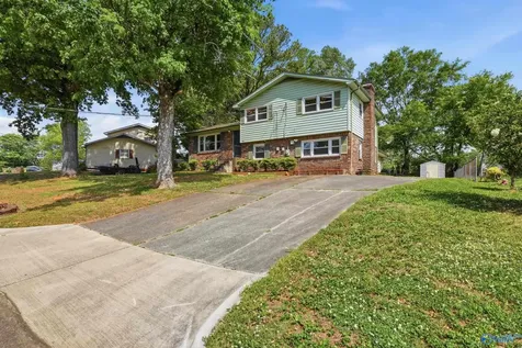 2814 Hilltop Terrace Huntsville AL 35810